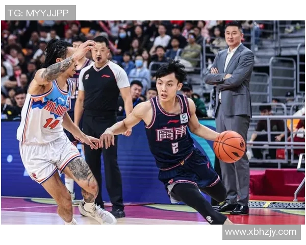 2017年CBA新疆队与广东队激战回顾：巅峰对决的精彩瞬间与赛季影响分析